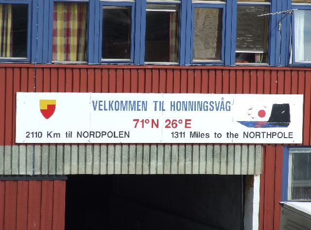 Honningsvag Harbour.JPG